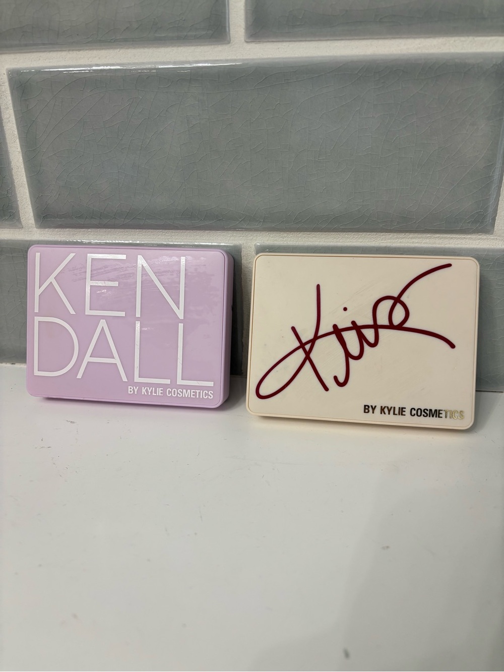 Kylie Cosmetics Kendall & Kris  Makeup Palette